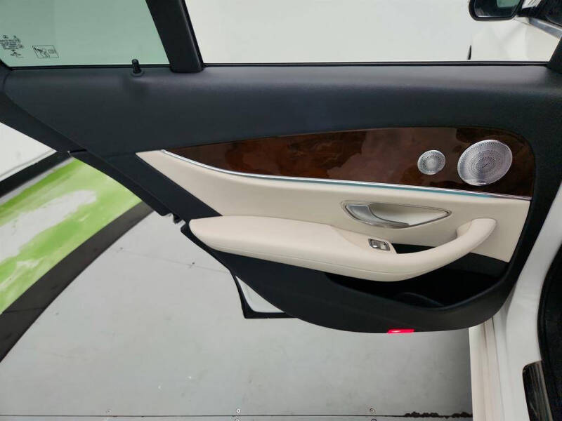 2018 Mercedes-Benz E-Class E 300