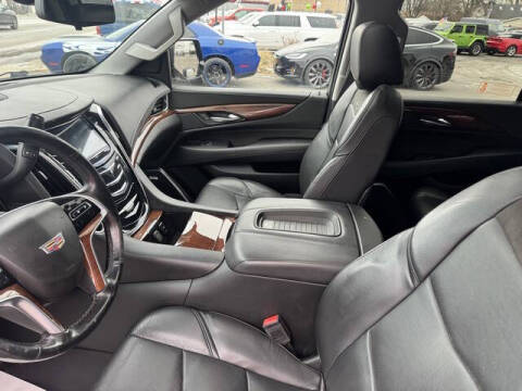 2019 Cadillac Escalade ESV Luxury