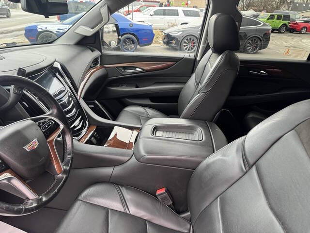 2019 Cadillac Escalade ESV Luxury