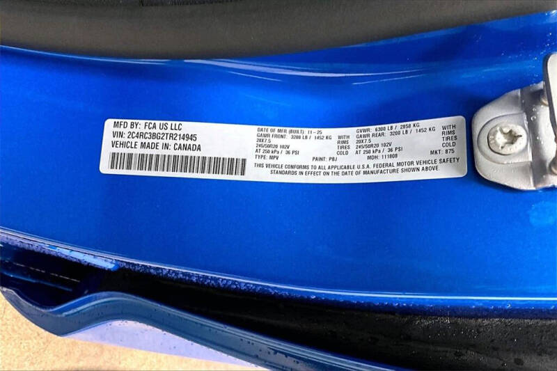 2026 Chrysler Pacifica Select