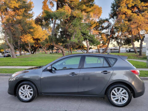 2012 Mazda MAZDA3 i Touring
