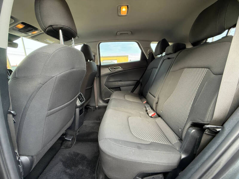 2023 Kia Sportage Hybrid LX