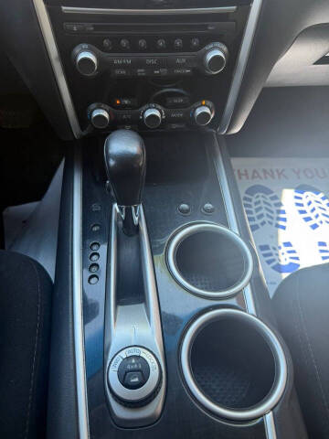 2016 Nissan Pathfinder SV