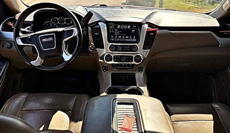 2017 GMC Yukon SLT