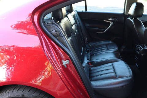 2012 Buick Regal Premium 1