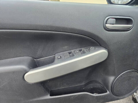 2011 Mazda MAZDA2 Touring