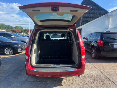 2014 Dodge Grand Caravan SE
