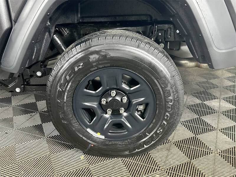 2026 Jeep Gladiator Sport