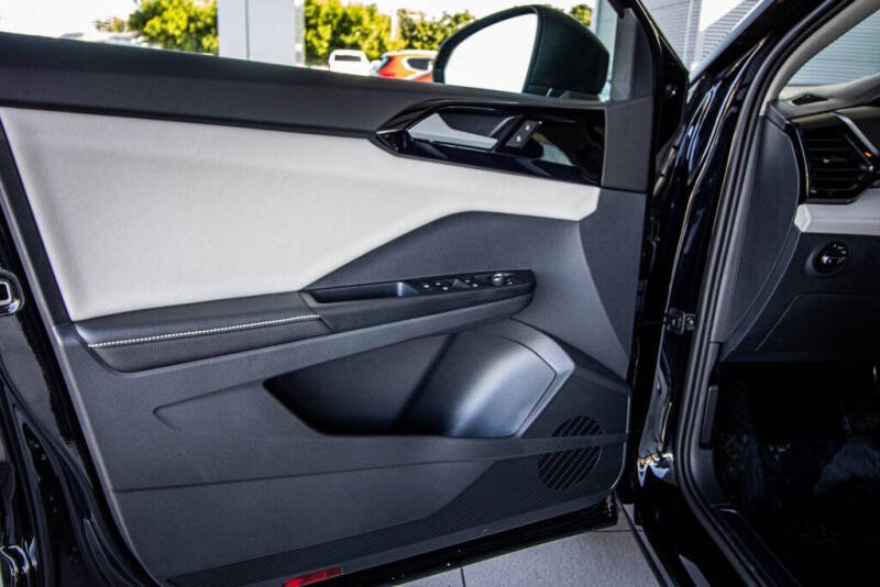 2026 Volkswagen Taos S