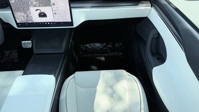 2022 Tesla Model X Plaid