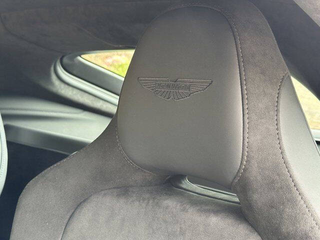 2025 Aston Martin Vantage