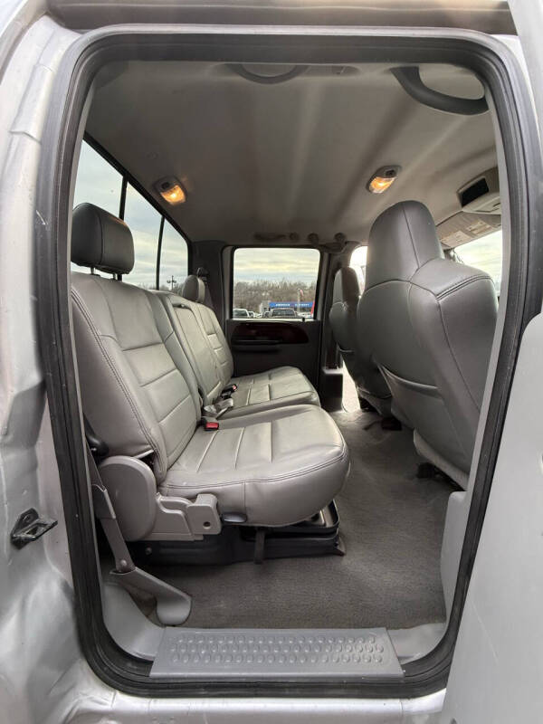 2005 Ford F-250 Super Duty Lariat