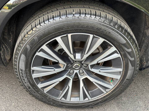 2022 Volvo XC90 T5 Momentum