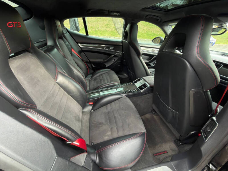 2013 Porsche Panamera GTS