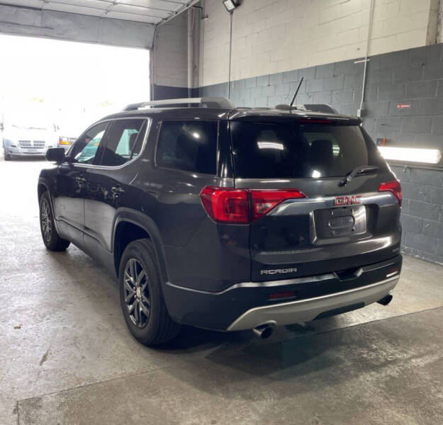2017 GMC Acadia SLT-1
