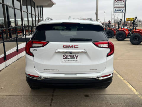 2024 GMC Terrain SLT