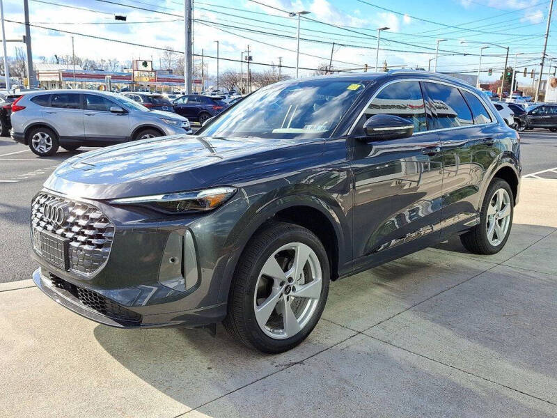 2025 Audi Q5 quattro Premium Plus TFSI