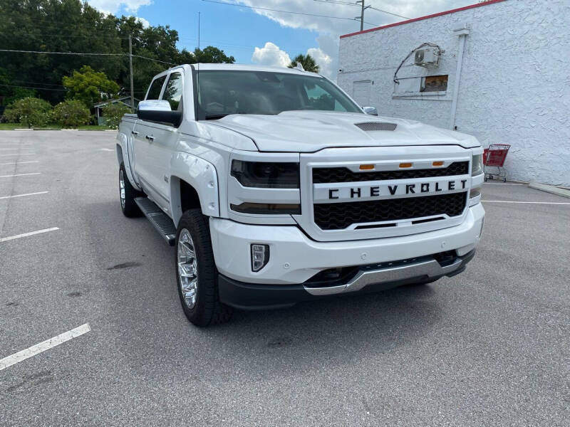 2017 Chevrolet Silverado 1500 High Country