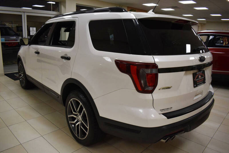 2018 Ford Explorer Sport