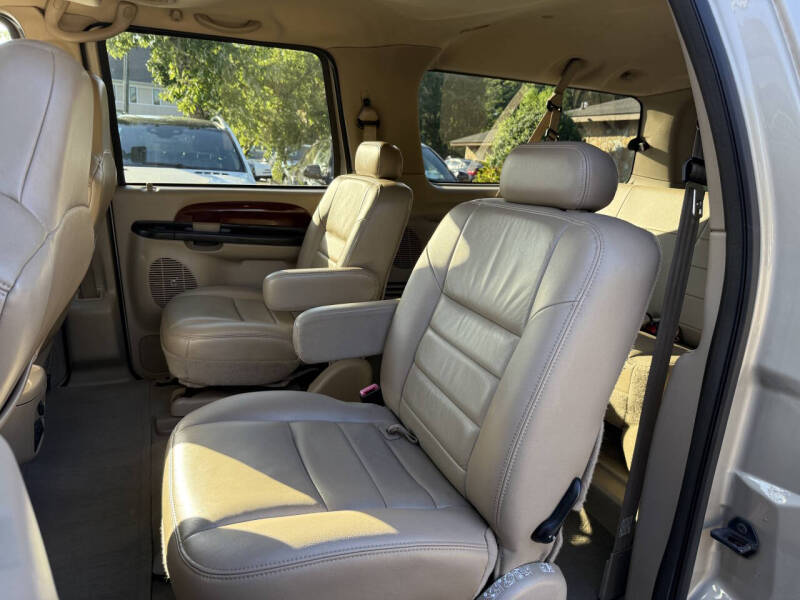 2005 Ford Excursion Limited