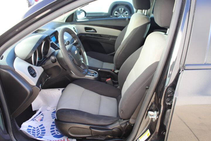 2013 Chevrolet Cruze LS Auto