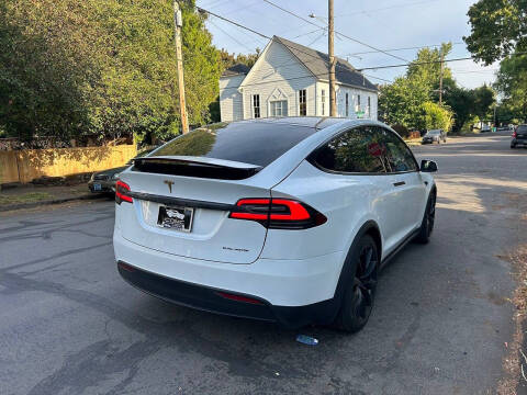 2020 Tesla Model X Long Range