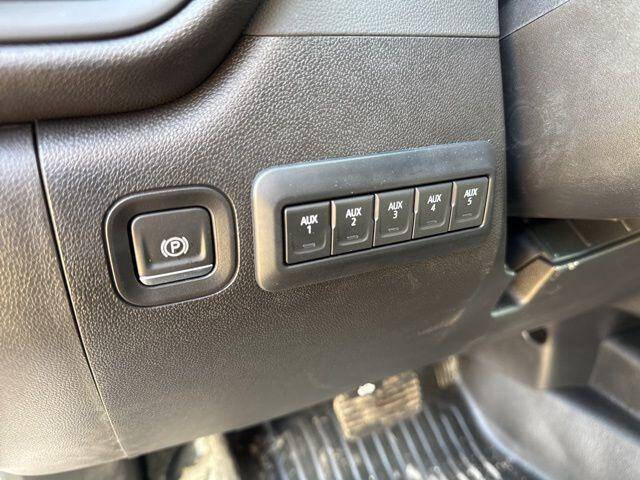 2025 GMC Sierra 3500HD CC Pro