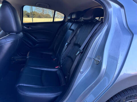 2017 Mazda MAZDA3 Touring