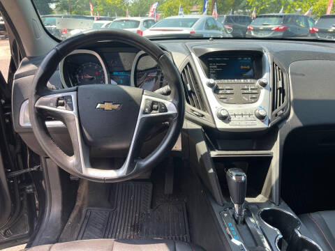 2017 Chevrolet Equinox LT