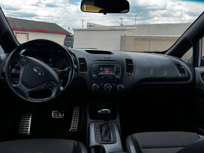 2015 Kia Forte5 SX