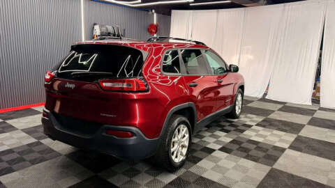 2017 Jeep Cherokee Sport