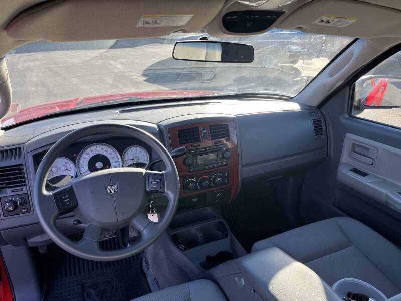 2005 Dodge Dakota SLT