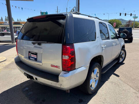 2011 GMC Yukon SLT