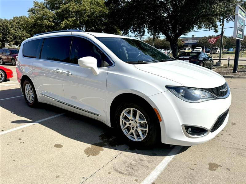 2020 Chrysler Pacifica Touring L
