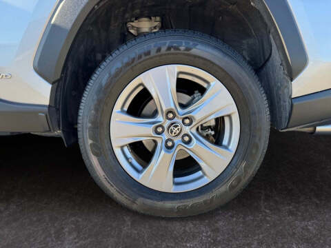 2023 Toyota RAV4 Hybrid LE