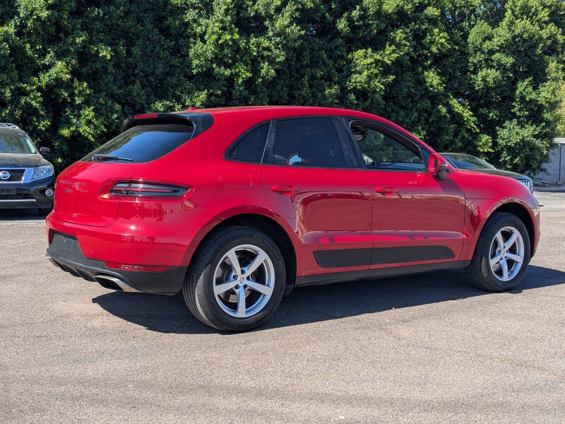 2018 Porsche Macan