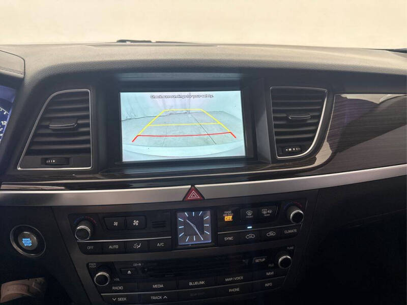 2015 Hyundai Genesis