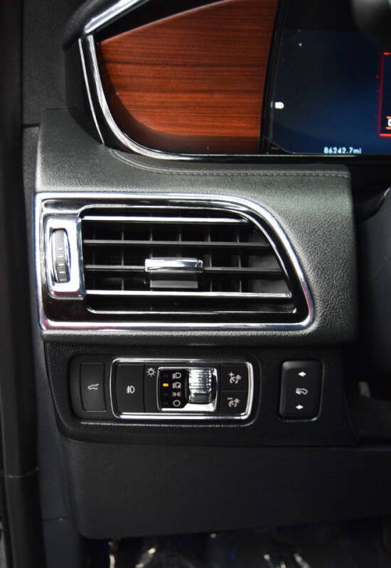 2022 Lincoln Navigator L Standard