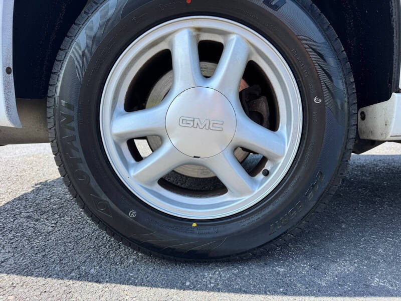 2004 GMC Envoy SLE