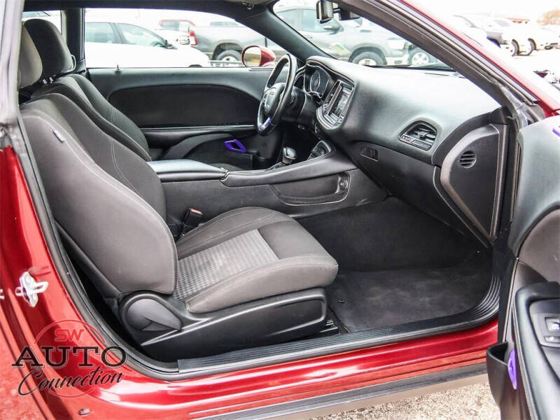 2020 Dodge Challenger SXT