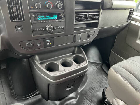 2024 Chevrolet Express 2500
