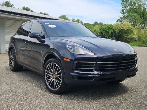 2023 Porsche Cayenne Platinum Edition