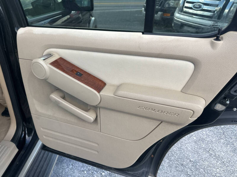 2006 Ford Explorer Eddie Bauer