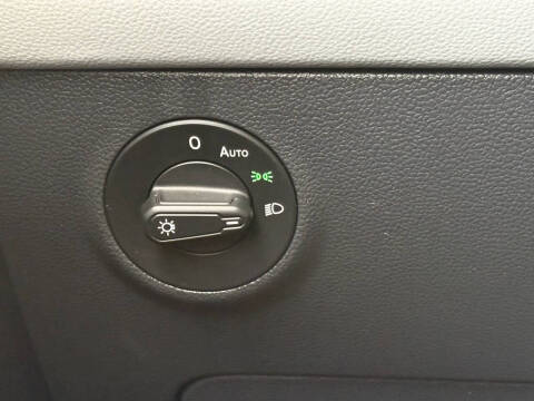 2024 Volkswagen Taos SEL 4Motion