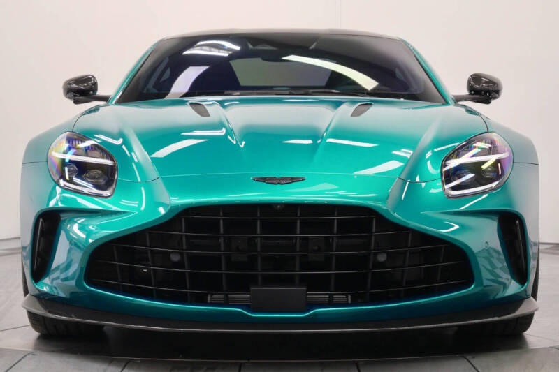 2025 Aston Martin Vantage