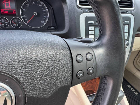 2009 Volkswagen Eos Lux