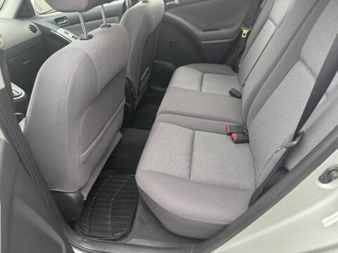 2004 Toyota Matrix XR