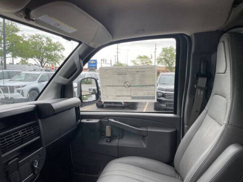 2026 Chevrolet Express 2500