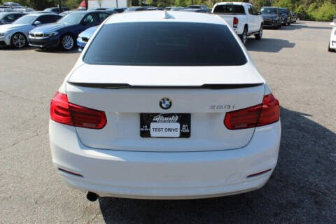 2017 BMW 3 Series 320i