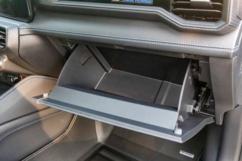 2024 Ford Mustang Dark Horse